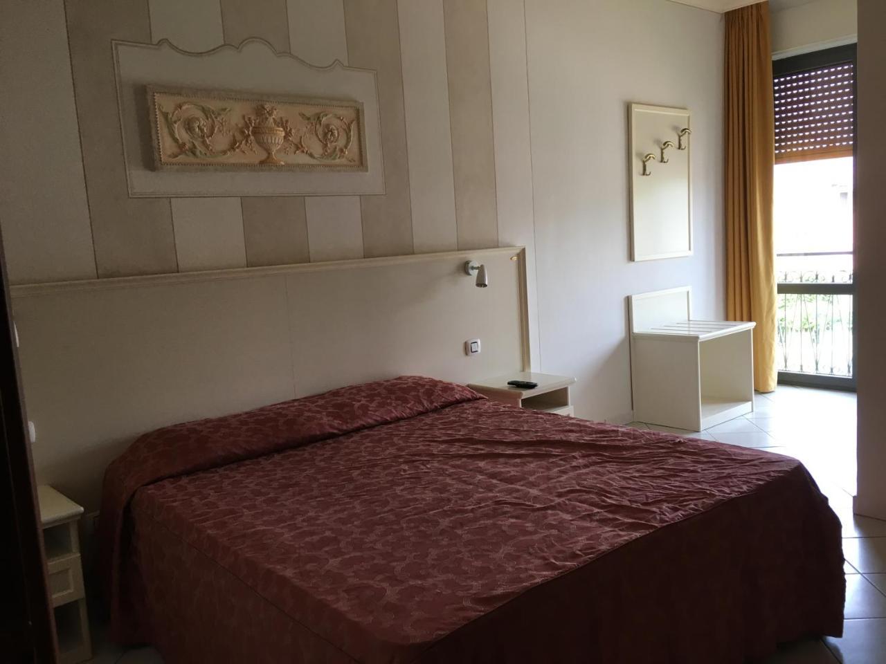 Hotel Lago Maggiore Castelletto sopra Ticino Exterior foto
